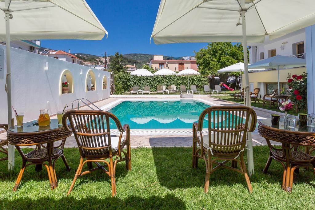 Ritsa Studios Skiathos Exterior foto